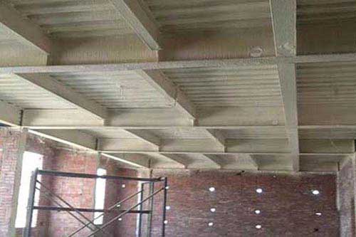 冷庫噴涂現(xiàn)場(chǎng)發(fā)泡